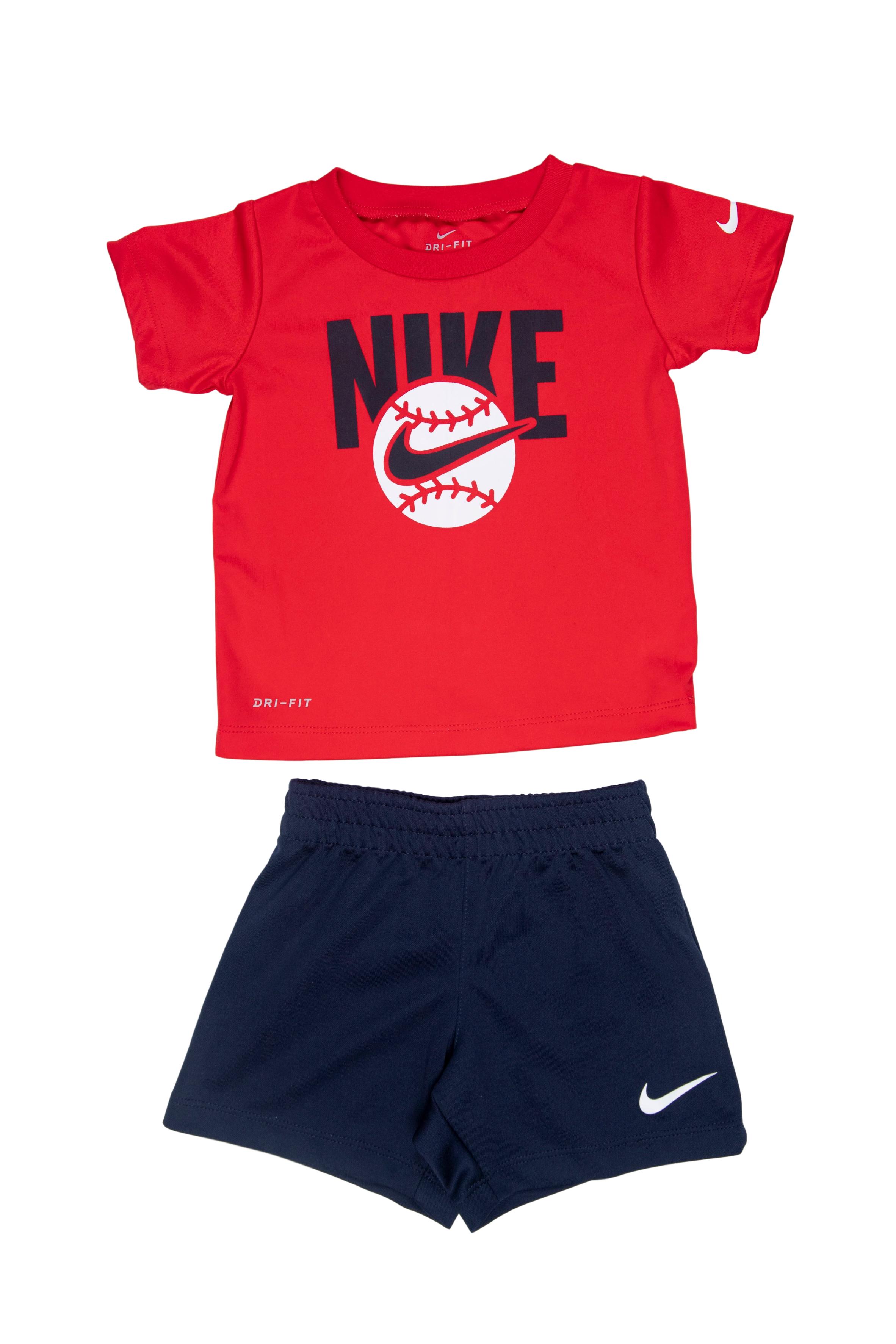 Conjunto Nke Polo rojo tela Dri - Fit y Short azúl marino. - Nike