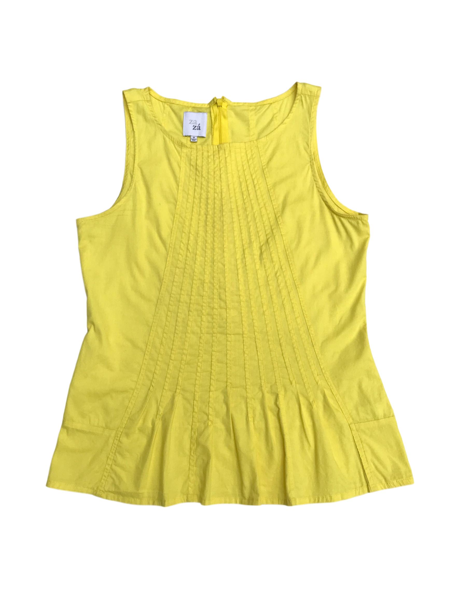Blusa Zazá amarilla con costuras delanteras y cierre invisible en la espalda. Busto 98cm 