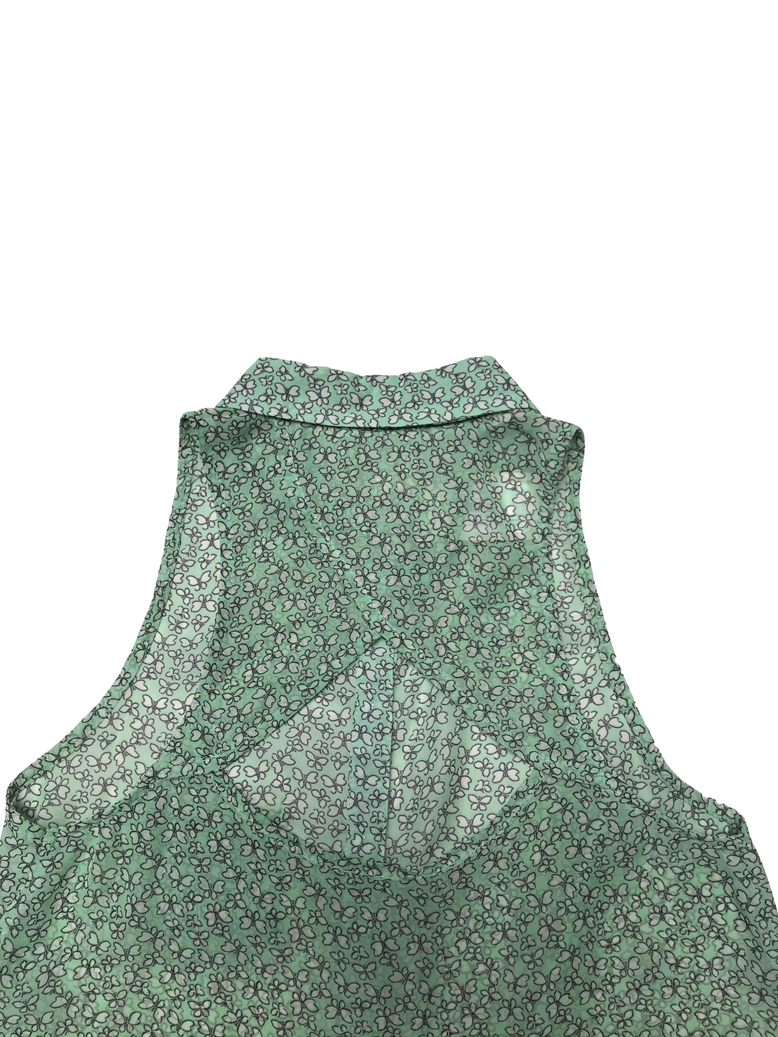 Blusa Scombro de gasa verde menta con mariposas crema, escote en la espalda
