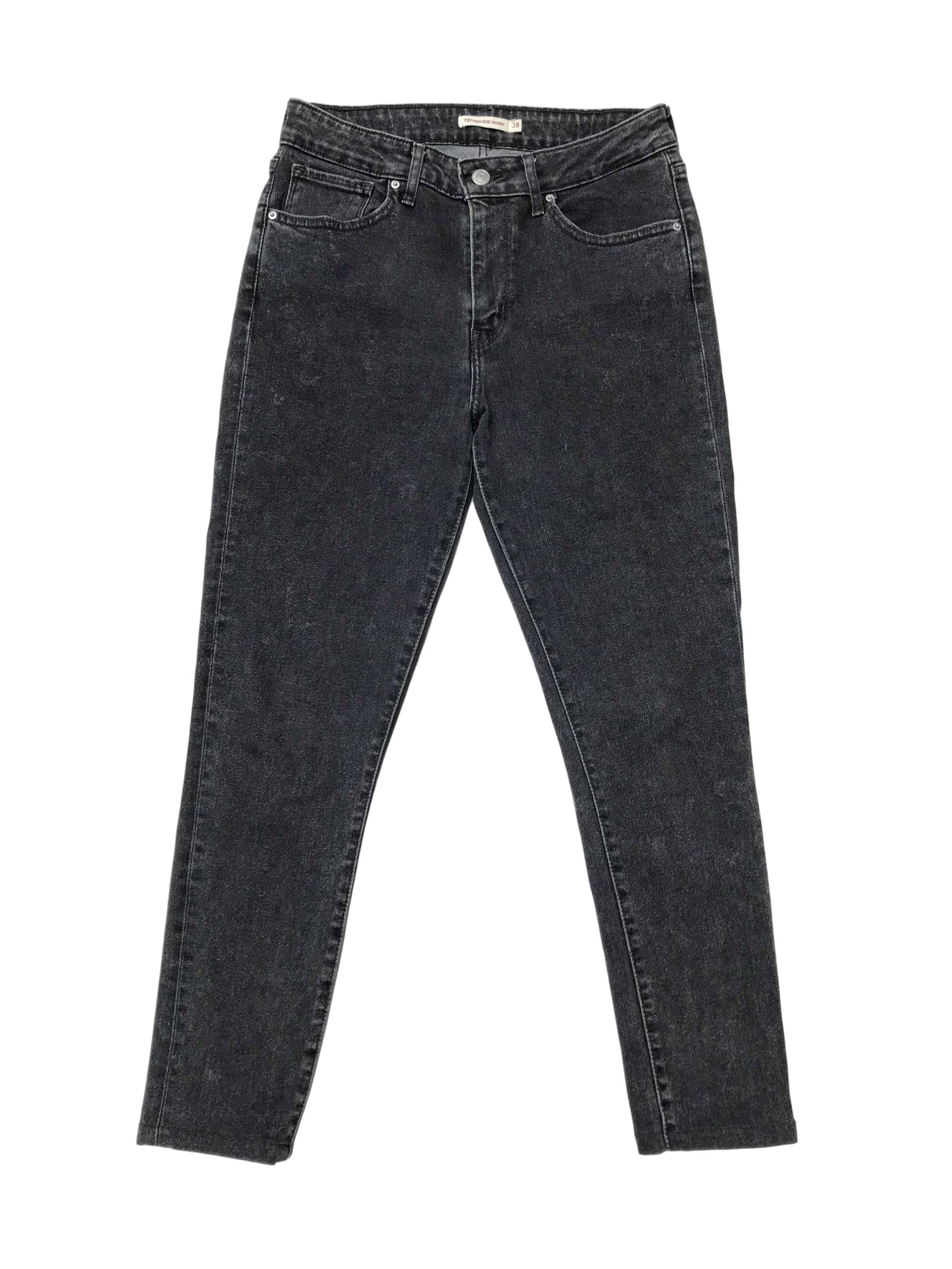 Pantalón jean Levis 721 high rise skinny gris efecto lavado, ligeramente stretch. Cintura 72cm Largo 92cm
