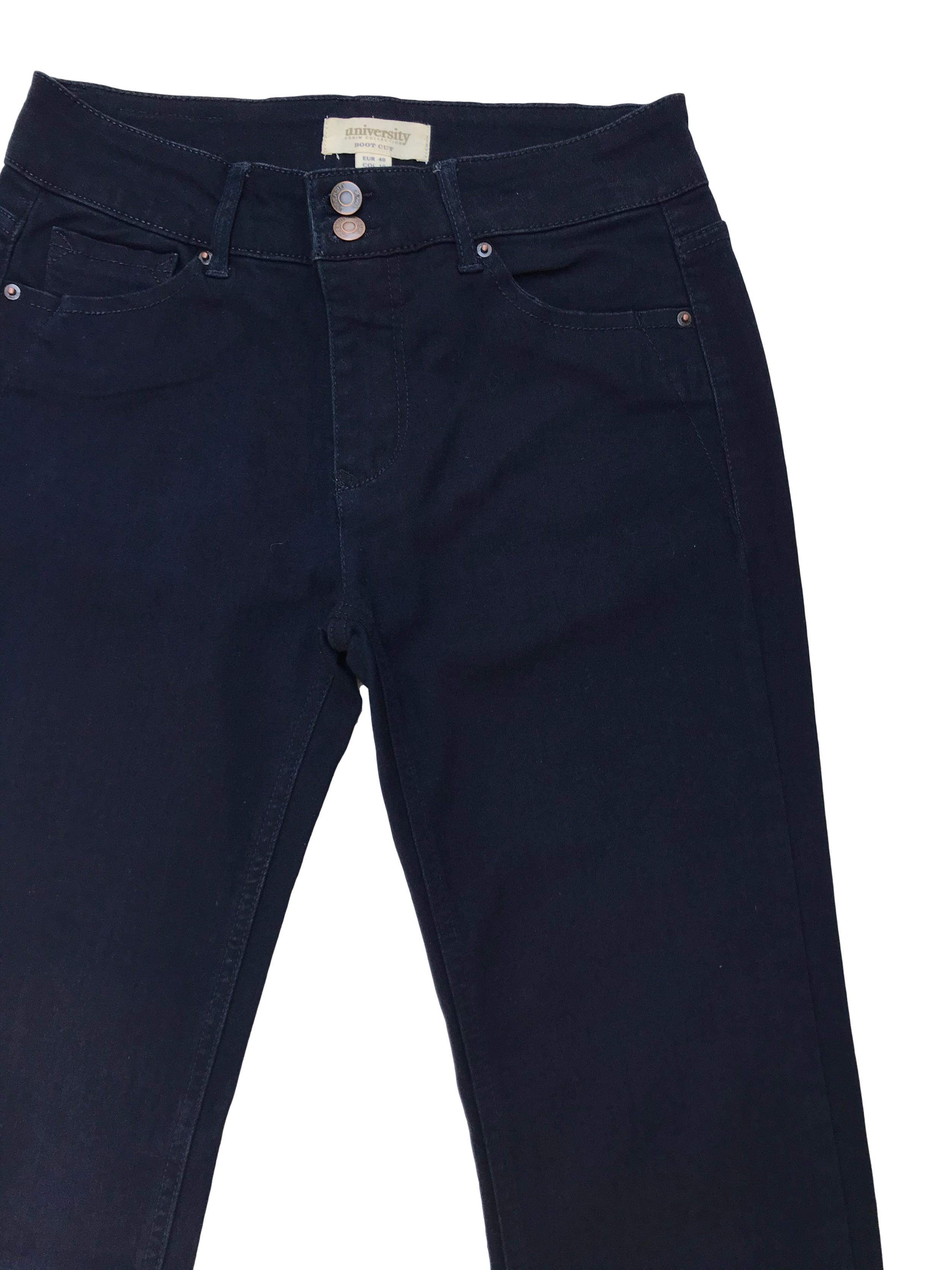 Pantalón jean University club azul oscuro ligeramente stretch, pierta recta. Nuevo. Cintura 76cm