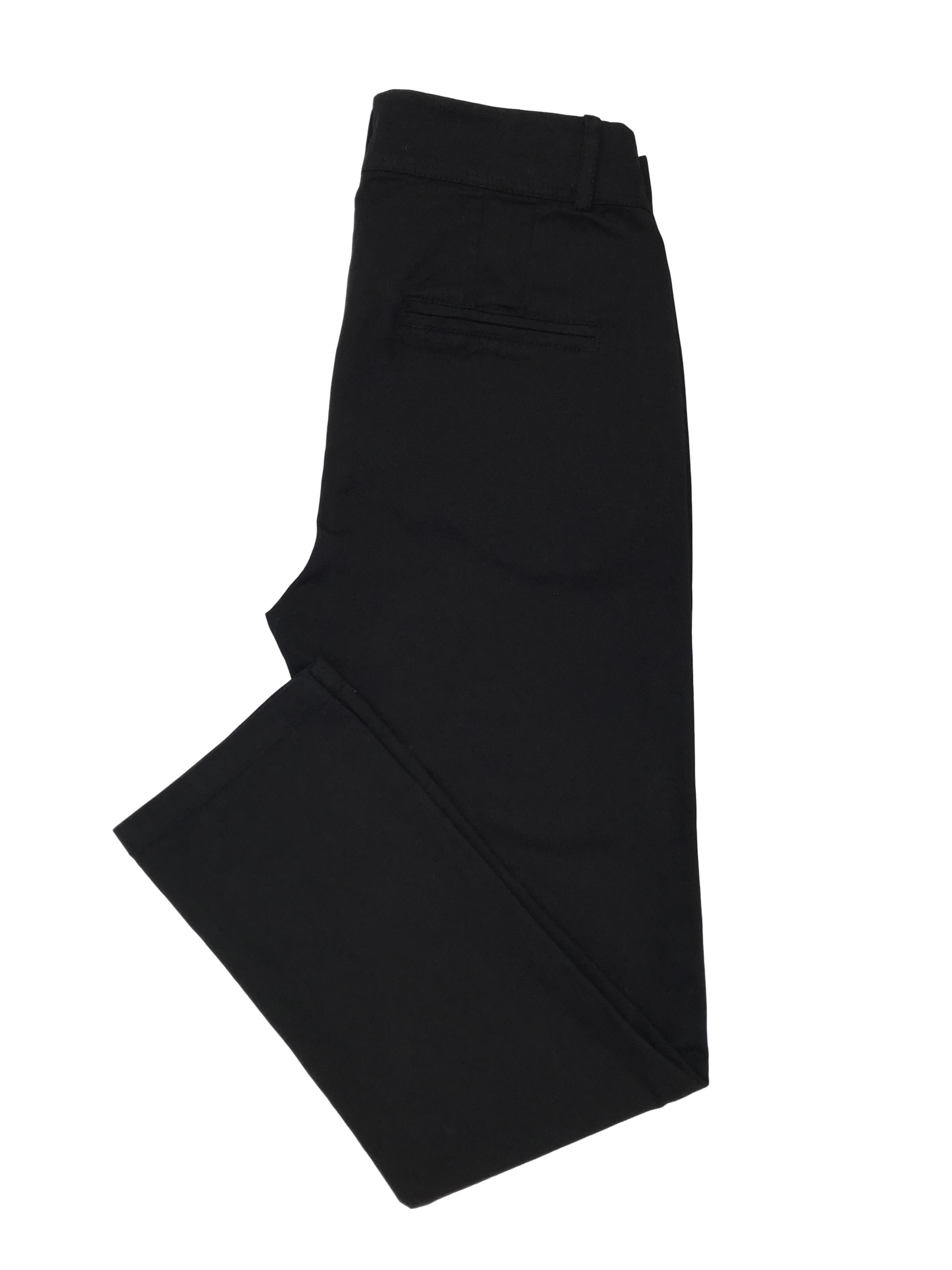 Pantalón de drill negro 94% algodón, corte slim. Cintura 70cm