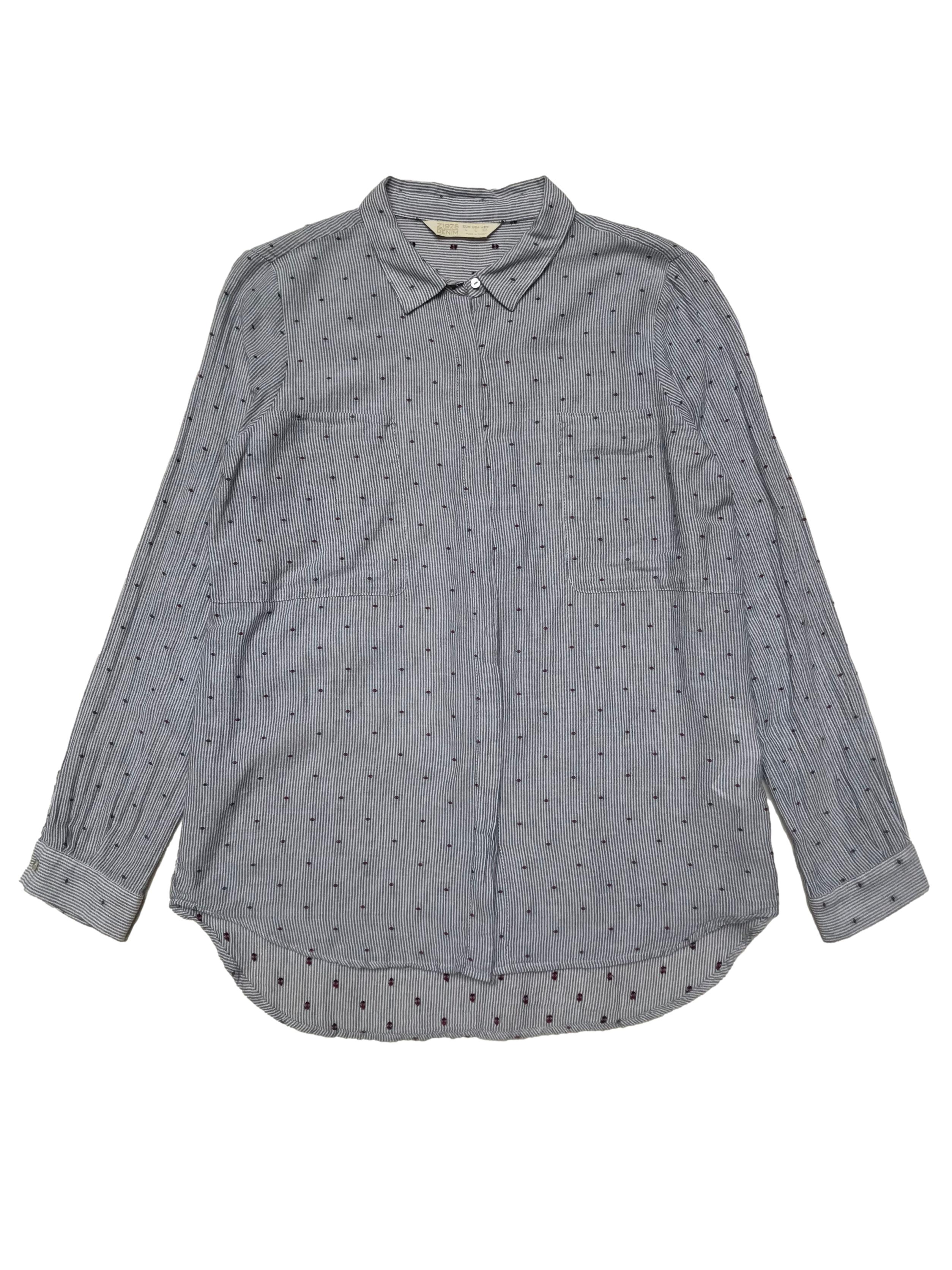 Blusa Zara de algodón a rayas con bordado guinda de circulitos, botones delanteros, bolsillos en el pecho y corte suelto. Busto 104cm Largo 65-70cm