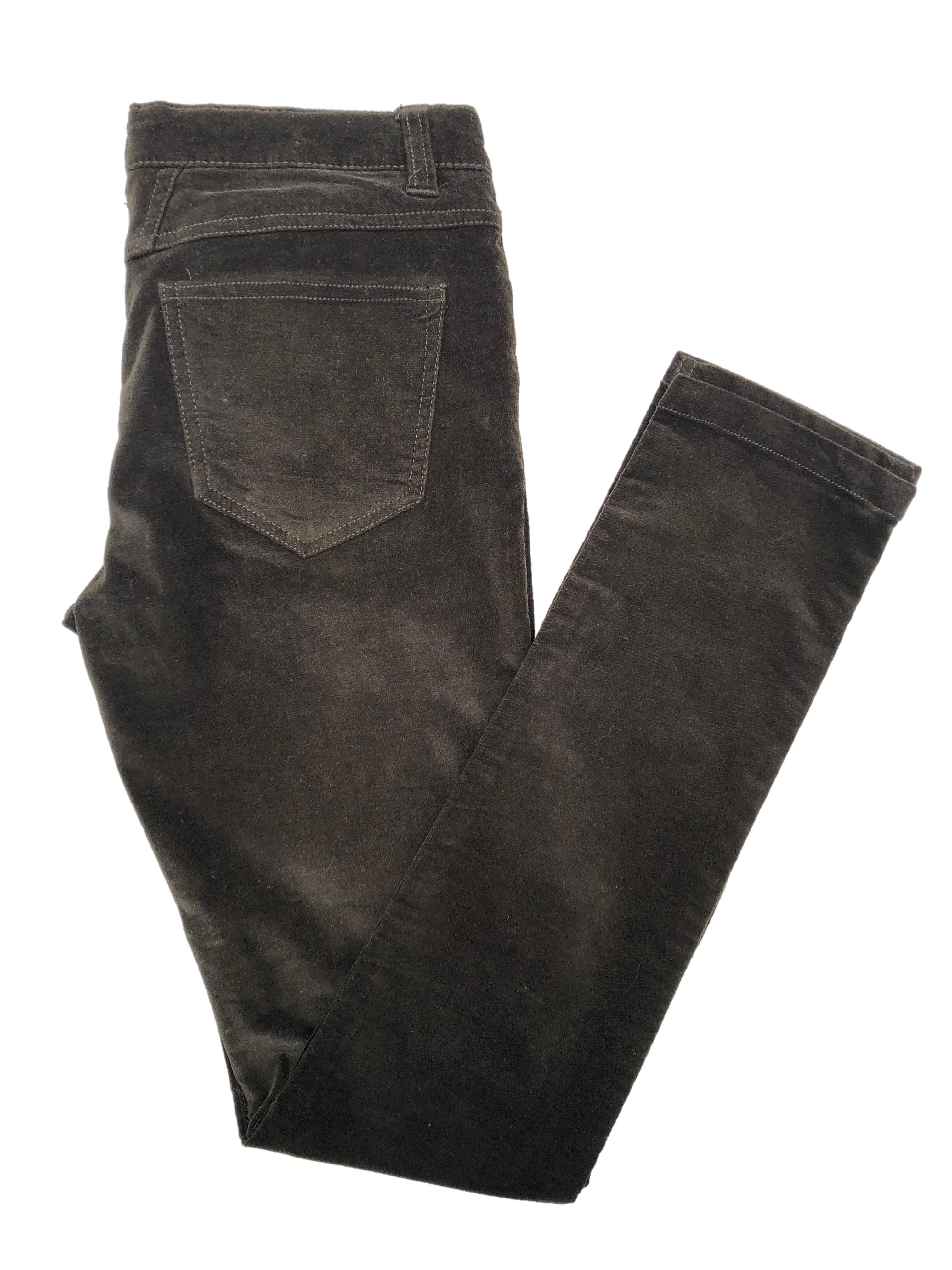 Pantalón Denimlab de corduroy stretch, pitillo, con bolsillos. Pretina 76cm Largo 96cm