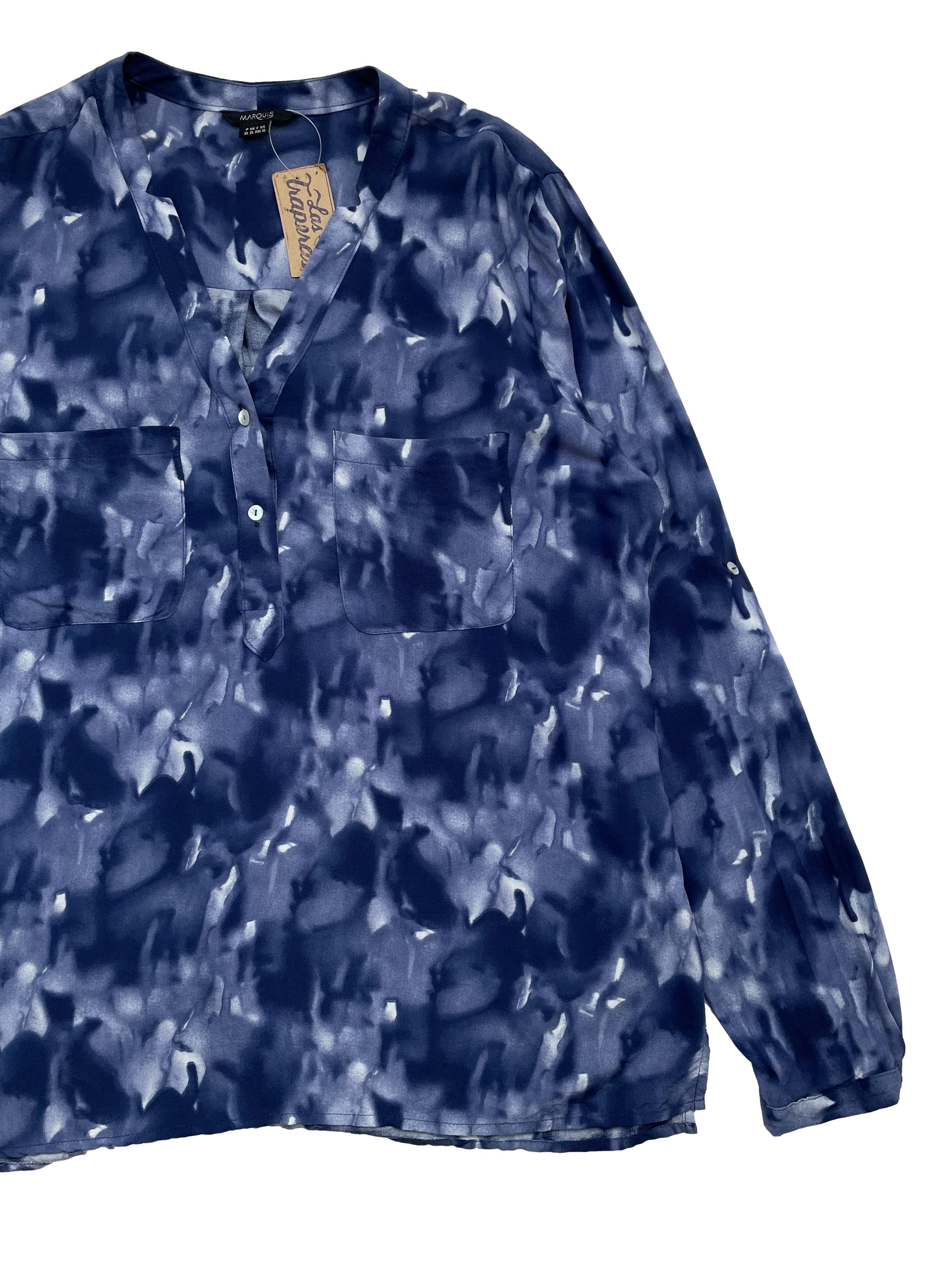 Blusa Marquis estilo tie dye azul, tela fresca, botones y bolsillos en el pecho. Busto 110cm Largo 65cm